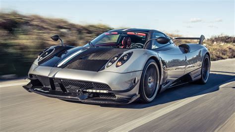 pagani huayra review